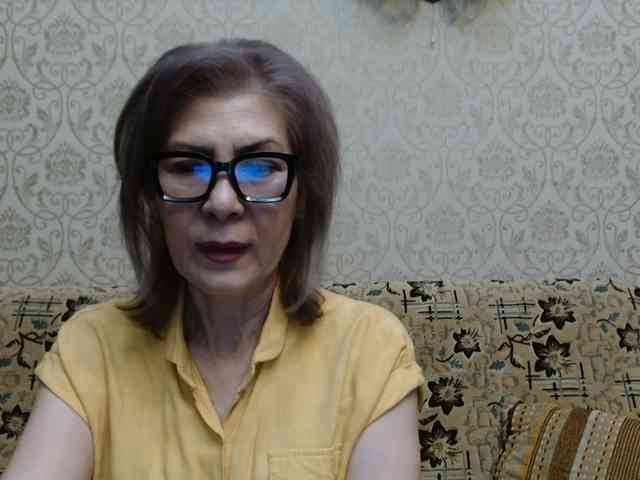 ElegantLady00 webcam