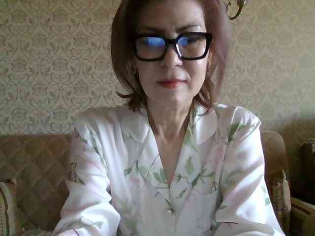 ElegantLady00 webcam