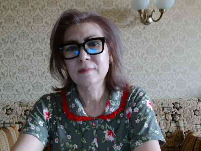 ElegantLady00 webcam