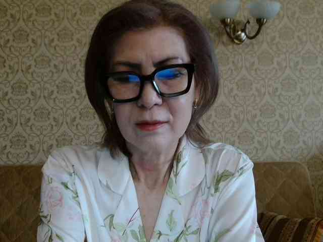 ElegantLady00 webcam