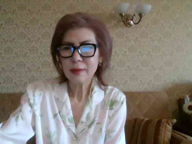 ElegantLady00 webcam