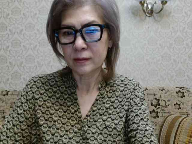 ElegantLady00 webcam