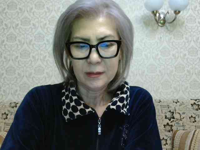 ElegantLady00 webcam