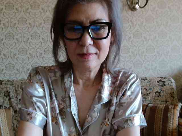 ElegantLady00 webcam