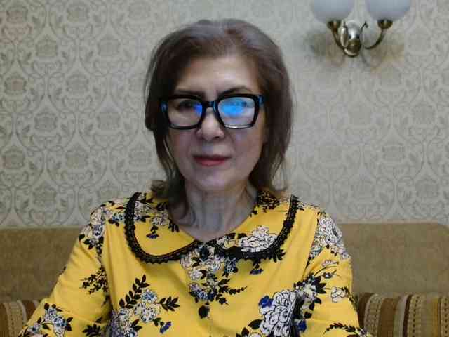 ElegantLady00 webcam