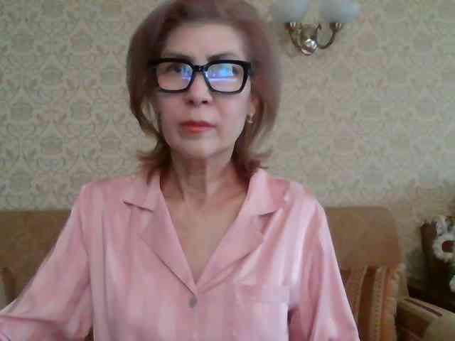 Elegant00Lady Elegant00Lady