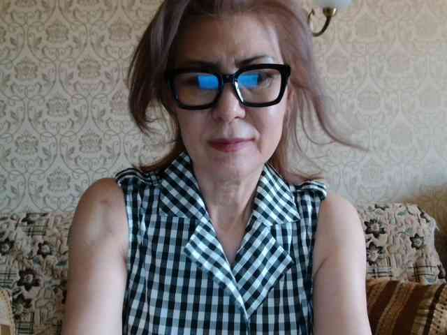 ElegantLady00 webcam