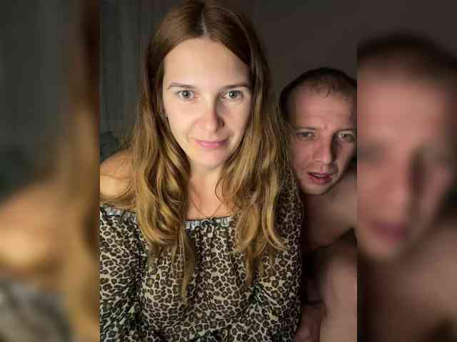 MaryandRobi webcam