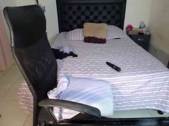 julietamanson1 webcam