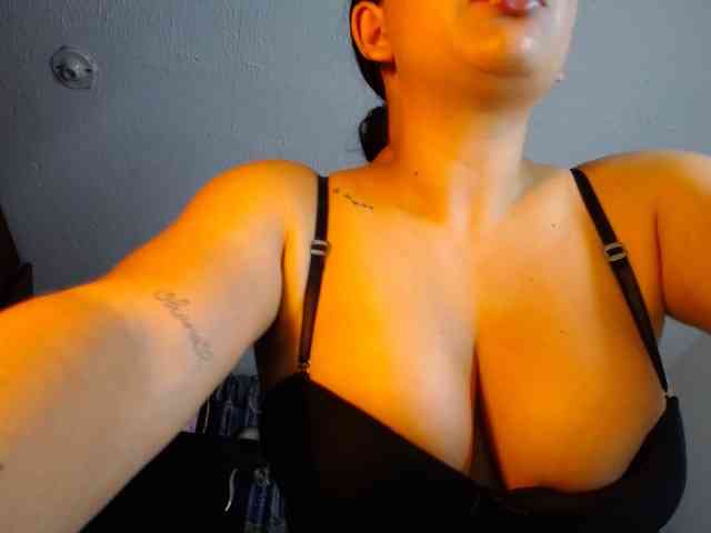 julietamanson1 webcam