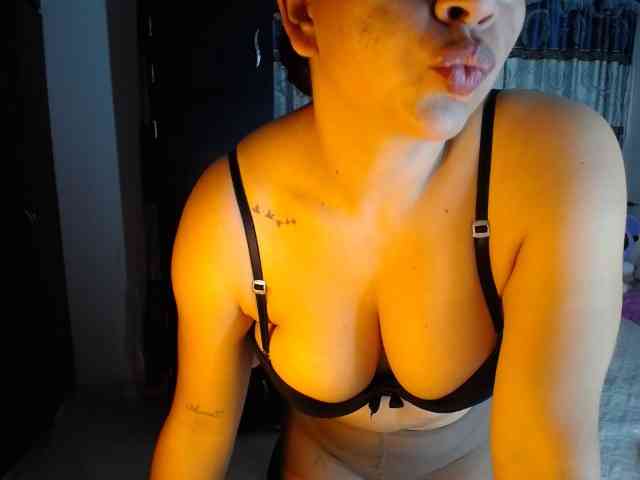 julietamanson1 webcam