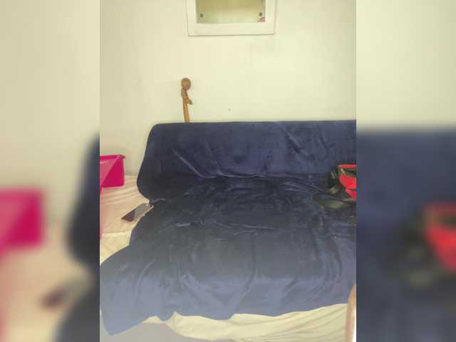 CleavageKING's BongaCams show and profile