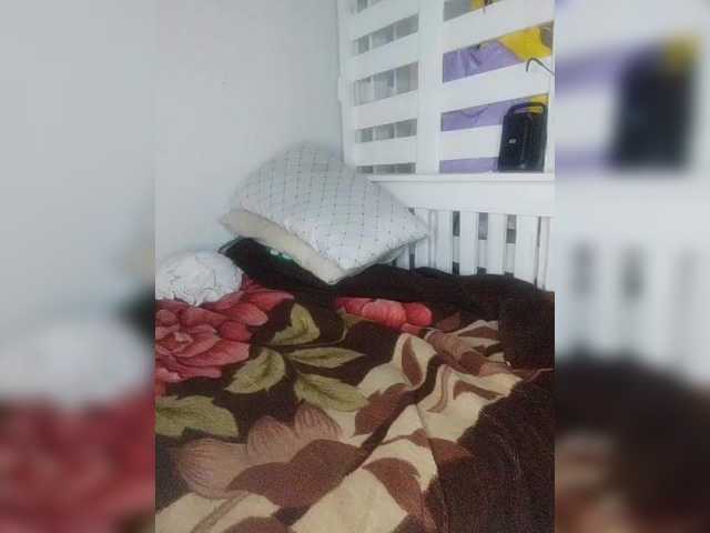 CleavageKING's BongaCams show and profile