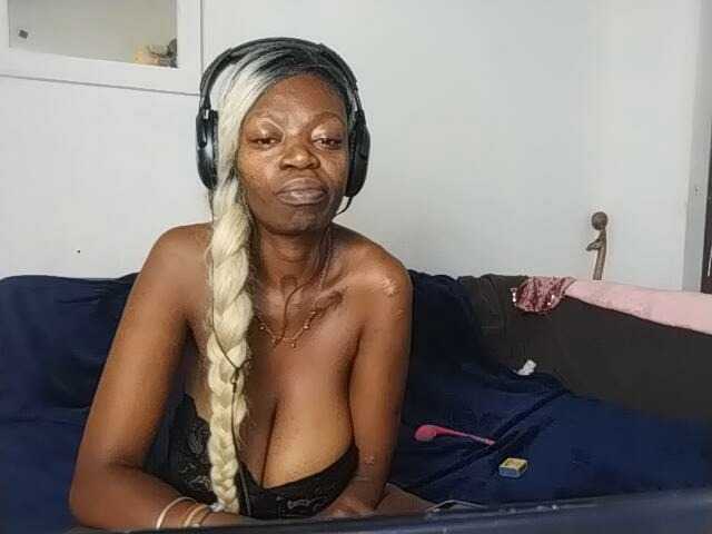 CleavageKING live cam profile