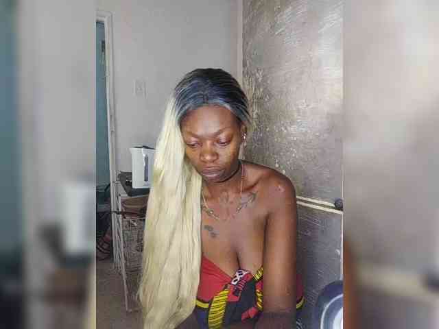 InstaG_TittyMonroe webcam