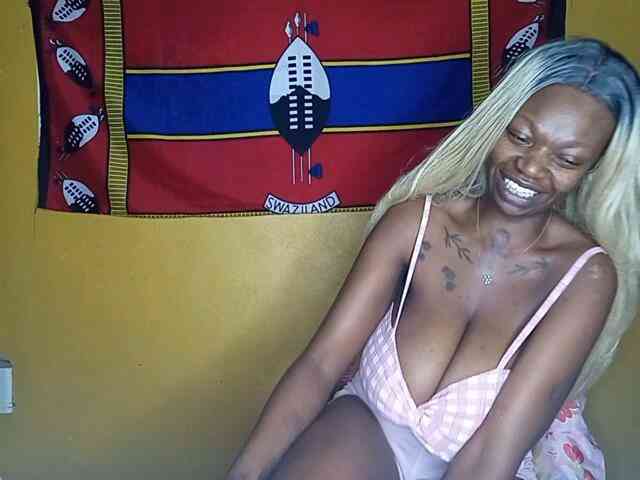 InstaG_TittyMonroe webcam