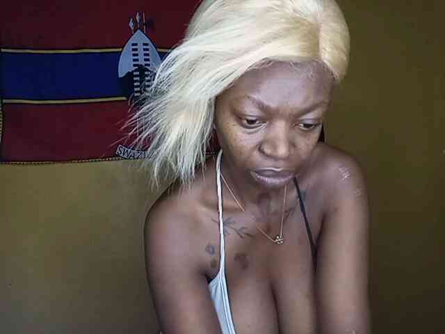InstaG_TittyMonroe webcam