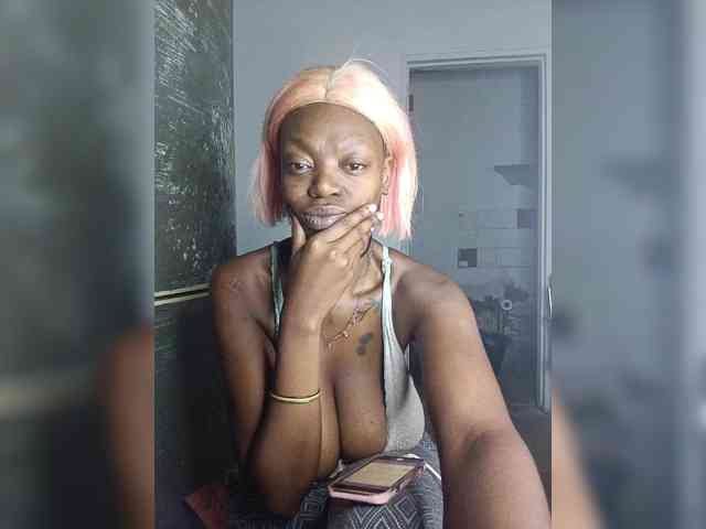InstaG_TittyMonroe webcam