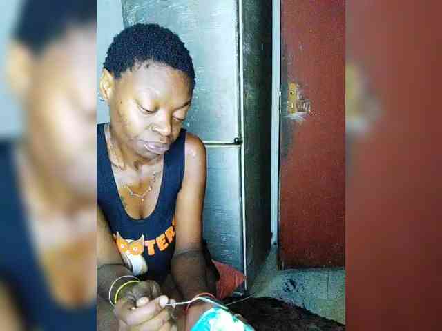 InstaG_TittyMonroe webcam