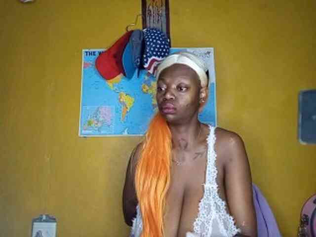 InstaG_TittyMonroe webcam