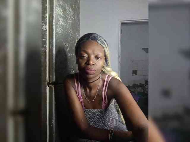 InstaG_TittyMonroe webcam