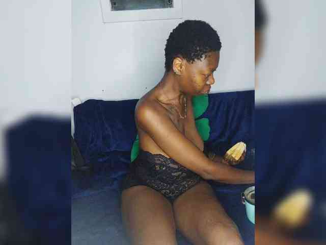 InstaG_TittyMonroe webcam