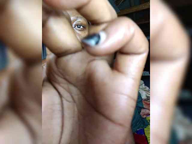 InstaG_TittyMonroe webcam