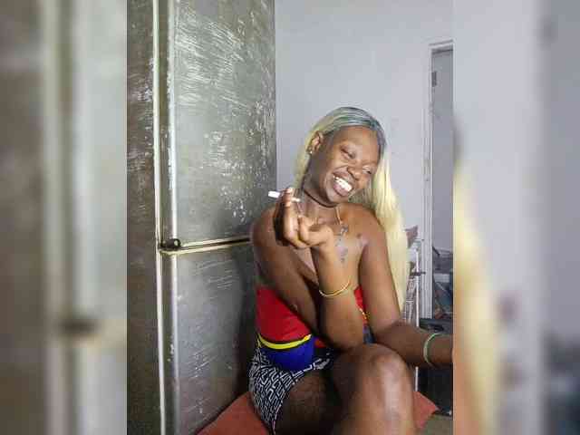 InstaG_TittyMonroe webcam