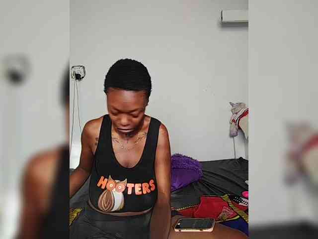 InstaG_TittyMonroe webcam