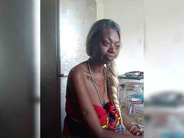 InstaG_TittyMonroe webcam