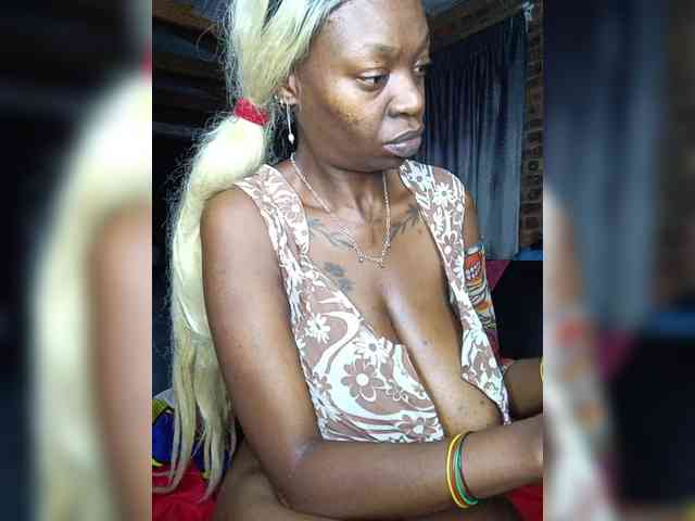 InstaG_TittyMonroe webcam