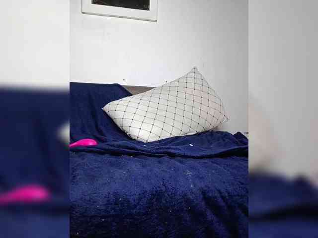 InstaG_TittyMonroe webcam