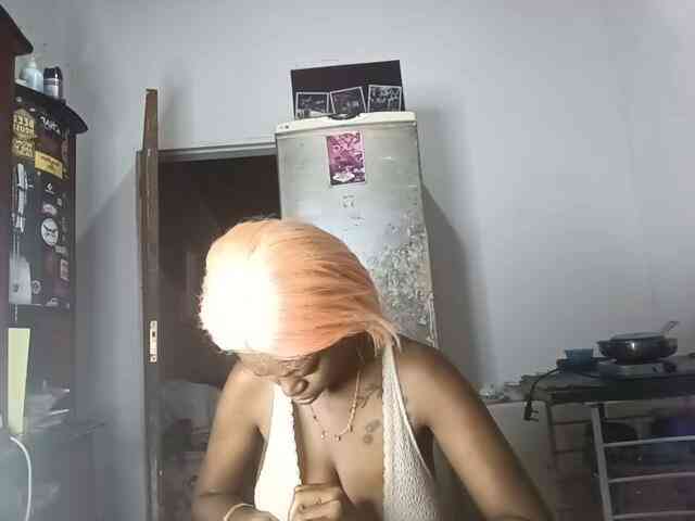 InstaG_TittyMonroe webcam