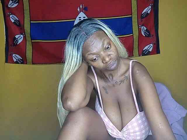InstaG_TittyMonroe webcam