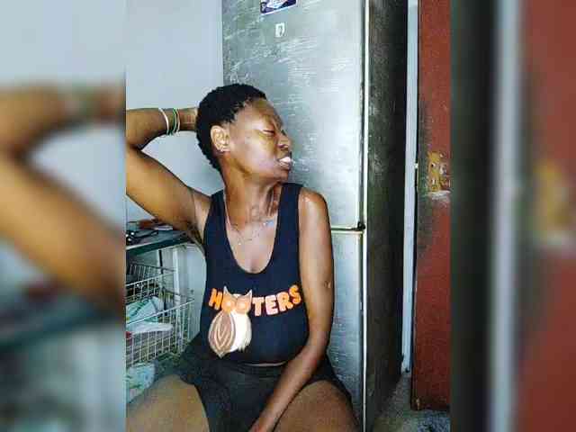 InstaG_TittyMonroe webcam