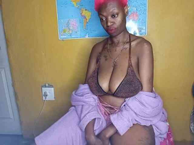 InstaG_TittyMonroe webcam