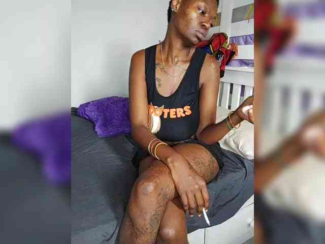 InstaG_TittyMonroe webcam