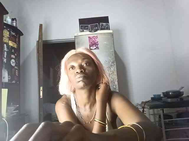 InstaG_TittyMonroe webcam