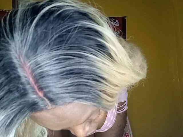 InstaG_TittyMonroe webcam
