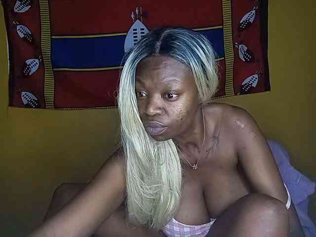 InstaG_TittyMonroe webcam