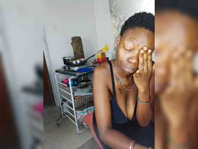 InstaG_TittyMonroe webcam