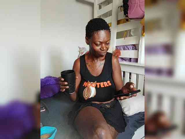 InstaG_TittyMonroe webcam