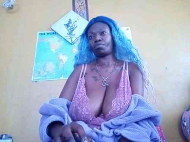 InstaG_TittyMonroe webcam