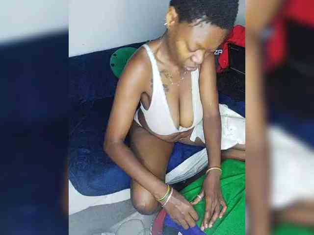 InstaG_TittyMonroe webcam