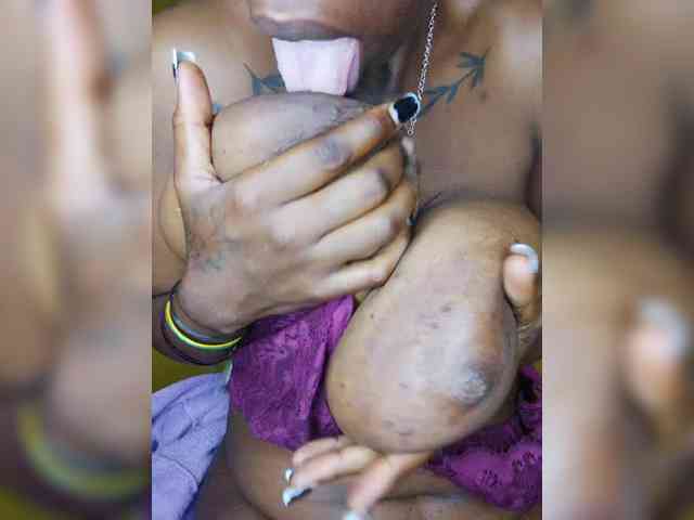 CleavageKING CleavageKING