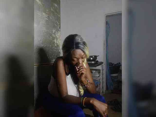 InstaG_TittyMonroe webcam