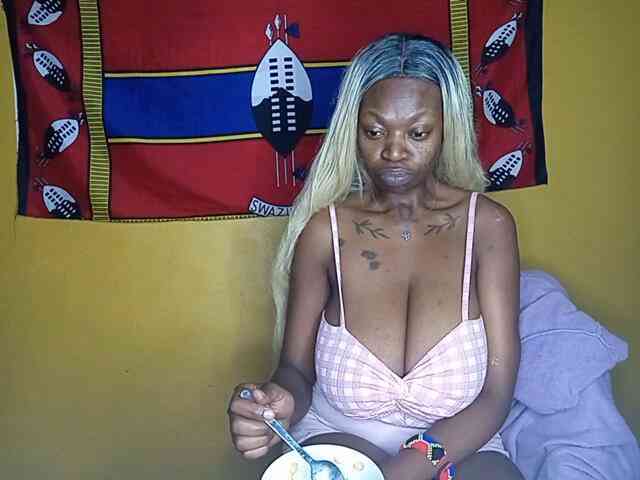 InstaG_TittyMonroe webcam