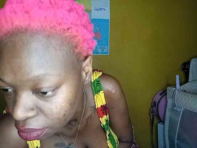 InstaG_TittyMonroe webcam