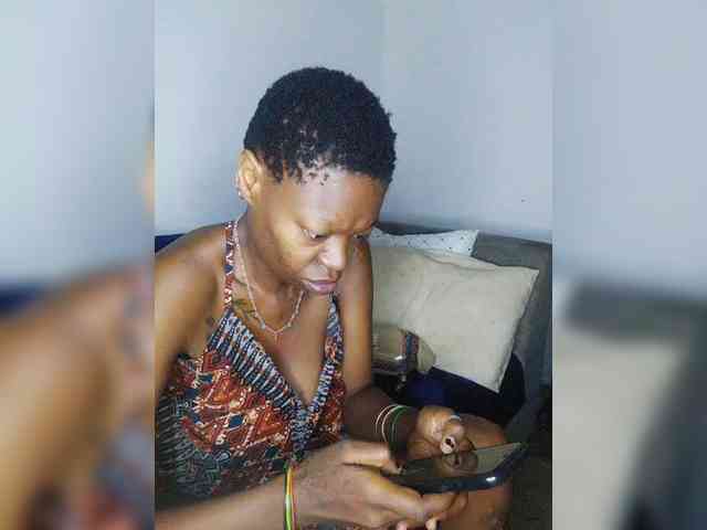 InstaG_TittyMonroe webcam