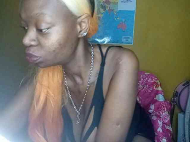 InstaG_TittyMonroe webcam